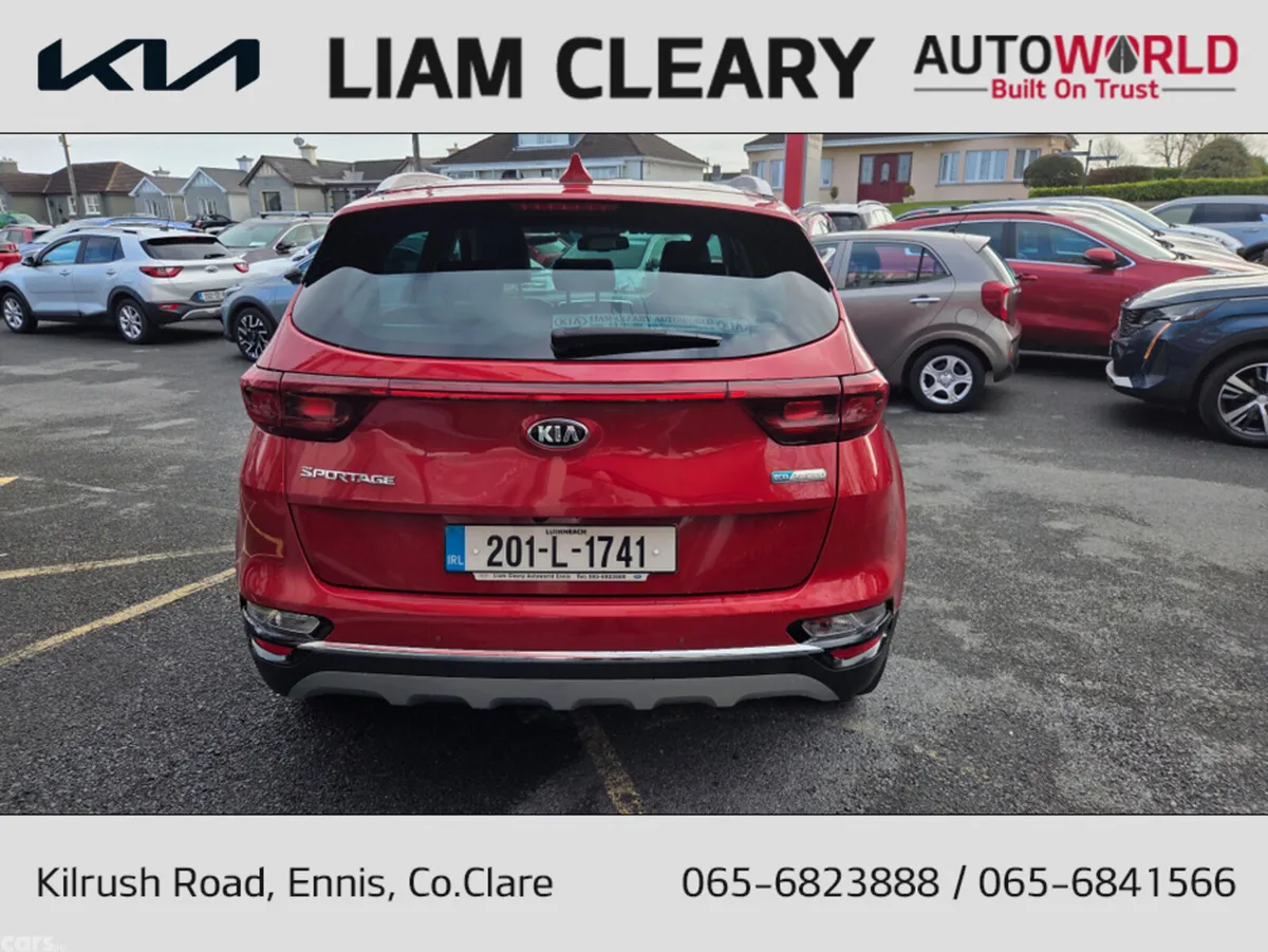 Kia Sportage MPV, Diesel Hybrid, 2020, Red
