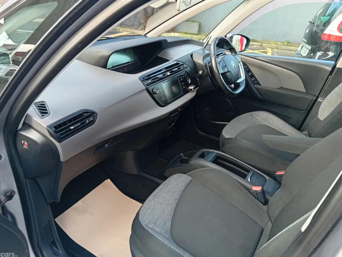 Citroen Grand C4 Picasso Hatchback, Diesel, 2017, Grey