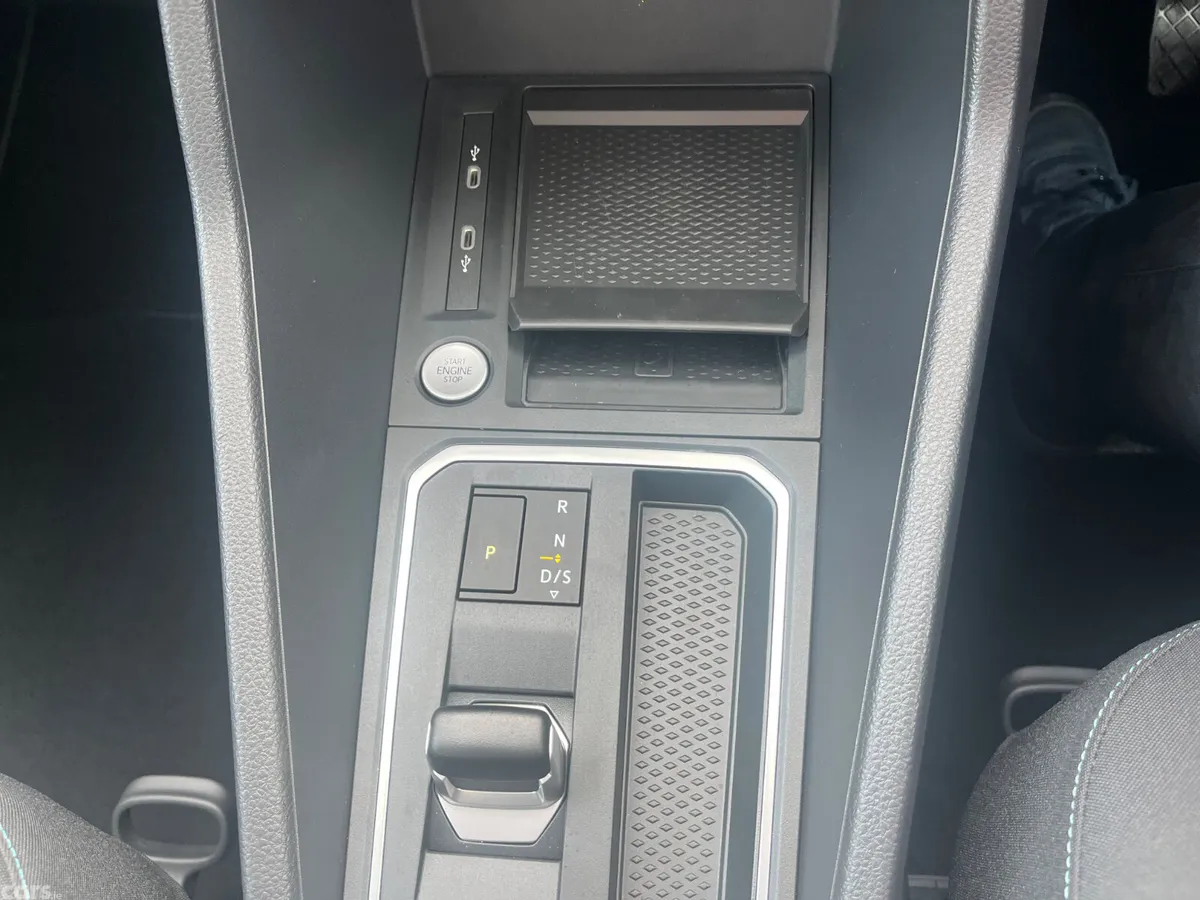 Ford Tourneo Connect MPV, Diesel, 2026, Black