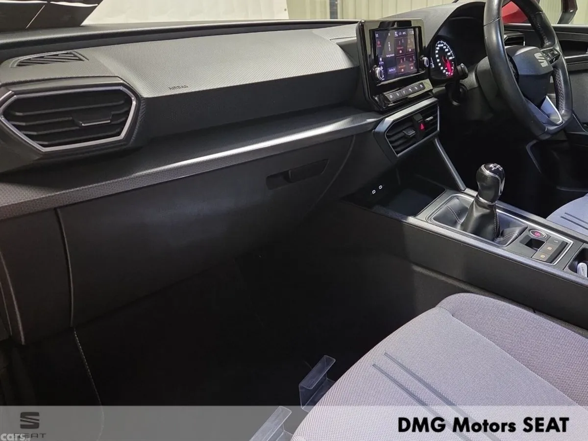 SEAT Leon Estate, Petrol, 2021, Red