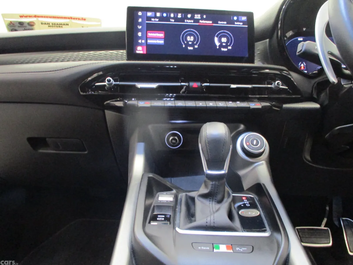 Alfa Romeo Tonale MPV, Petrol Plug-in Hybrid, 2024, Blue