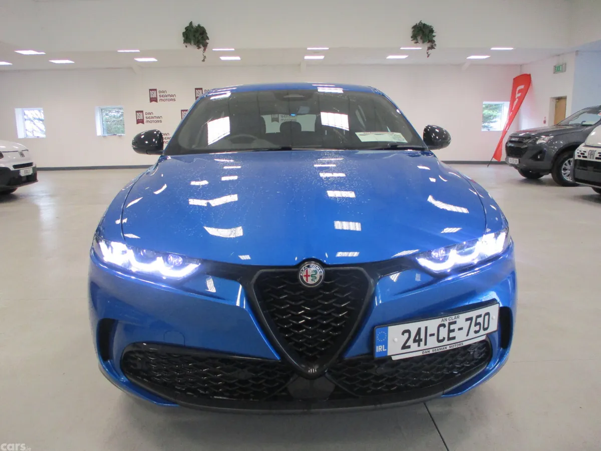 Alfa Romeo Tonale MPV, Petrol Plug-in Hybrid, 2024, Blue