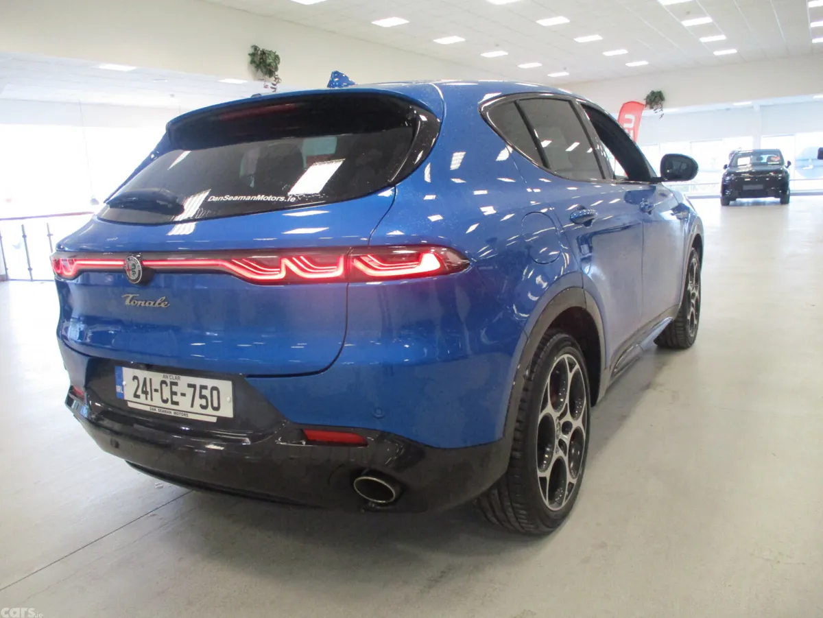 Alfa Romeo Tonale MPV, Petrol Plug-in Hybrid, 2024, Blue