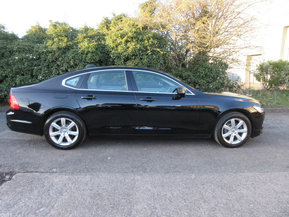 Volvo S90 Saloon, Diesel, 2019, Black