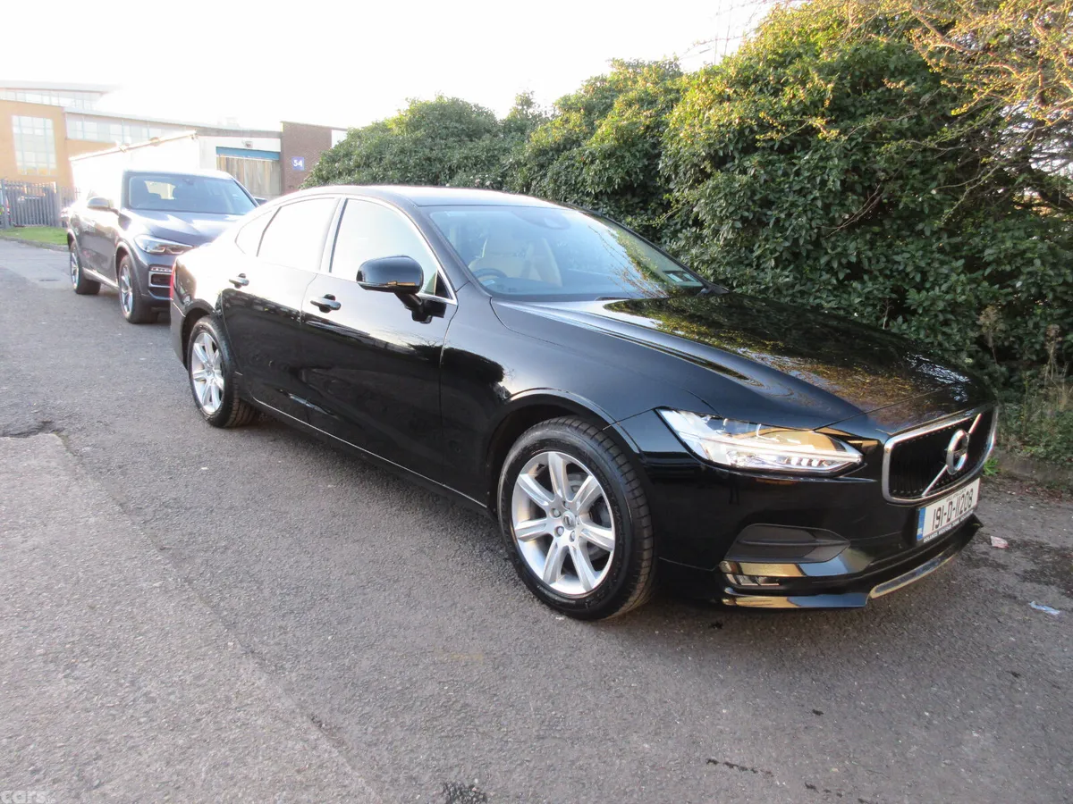 Volvo S90 Saloon, Diesel, 2019, Black