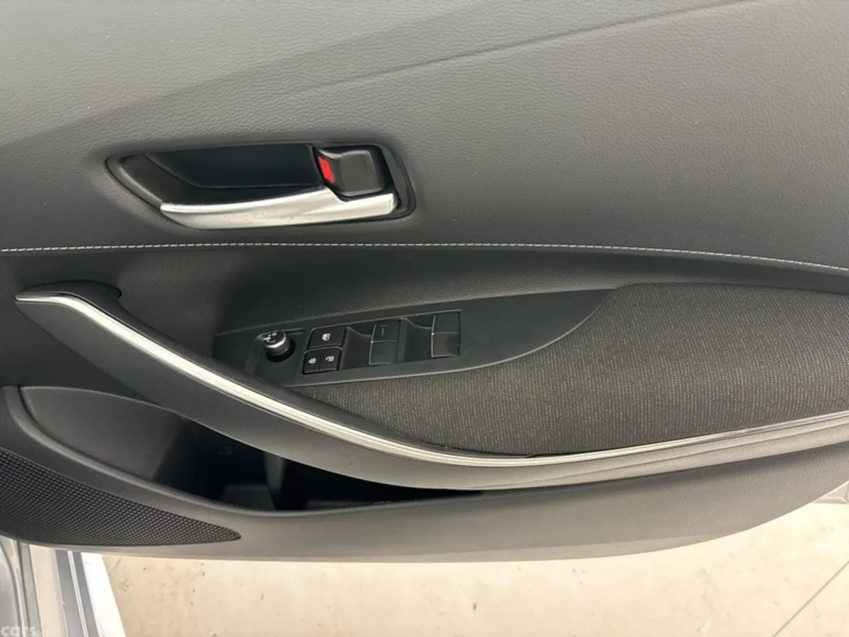 Toyota Corolla Hatchback, Petrol Hybrid, 2024, Silver