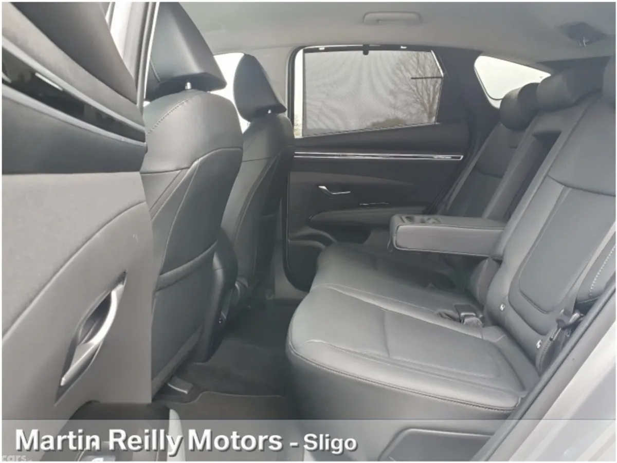 Hyundai Tucson MPV, Petrol Plug-in Hybrid, 2023, Grey