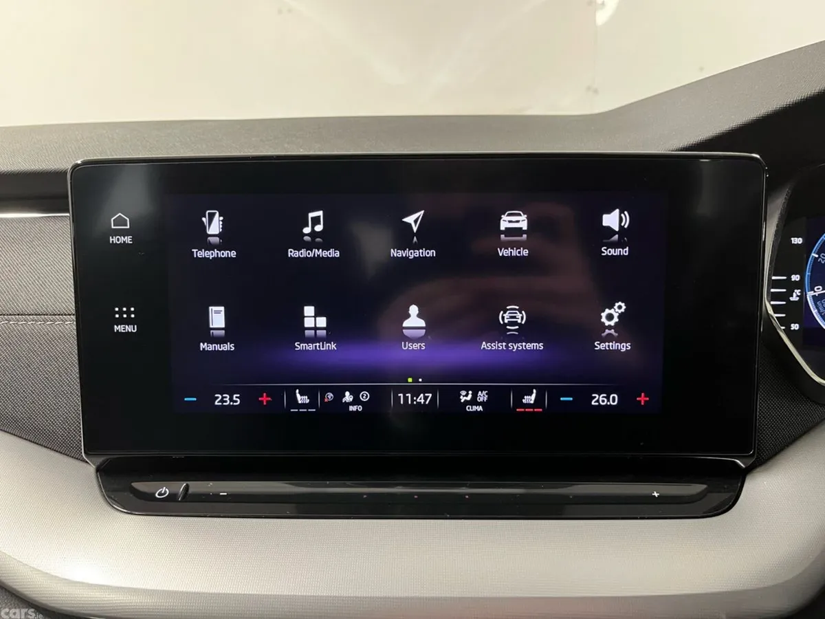 Skoda Octavia Saloon, Petrol, 2023, Grey