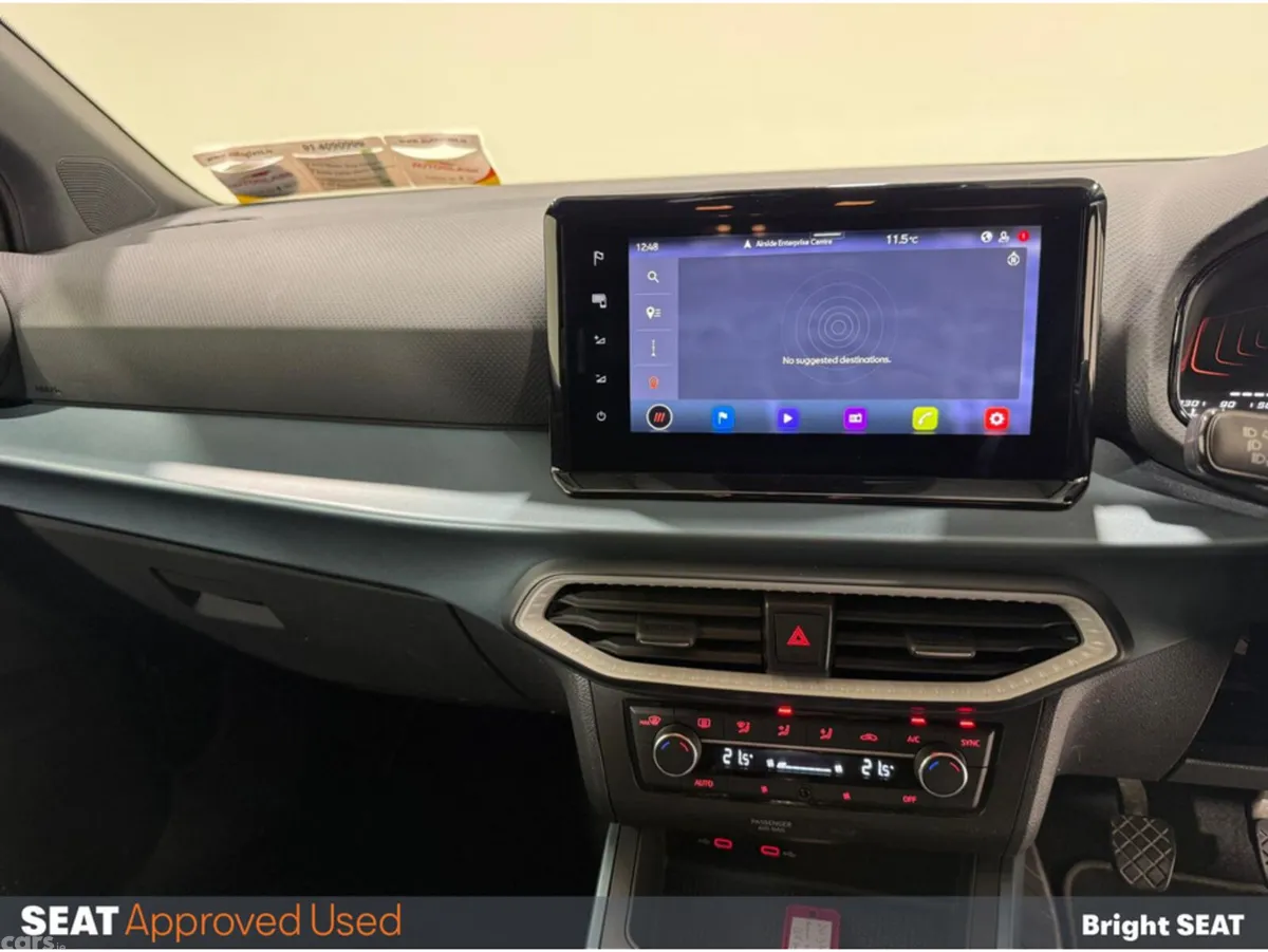 SEAT Arona Hatchback, Petrol, 2024, Green