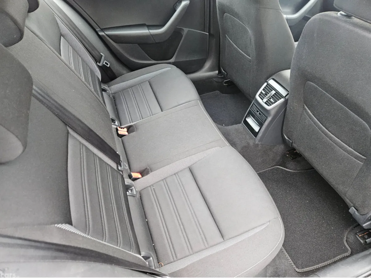 Skoda Octavia Hatchback, Diesel, 2019, Black