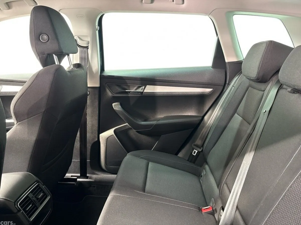 Skoda Karoq Estate, Petrol, 2023, Blue