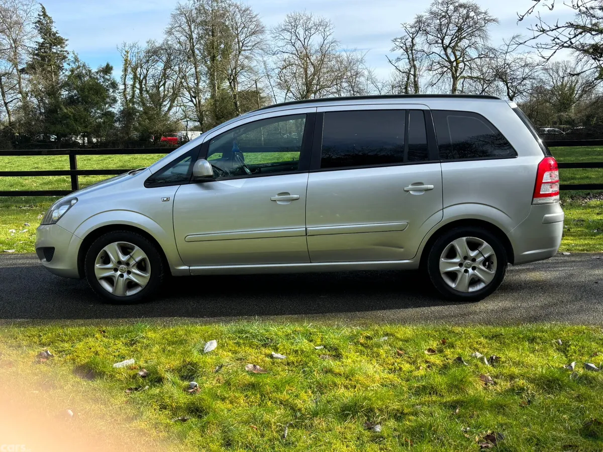 Vauxhall Zafira MPV, Diesel, 2013, Silver