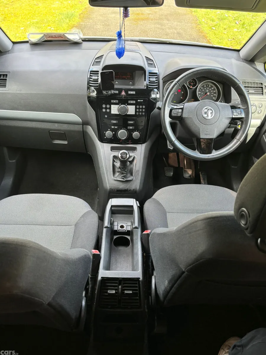 Vauxhall Zafira MPV, Diesel, 2013, Silver
