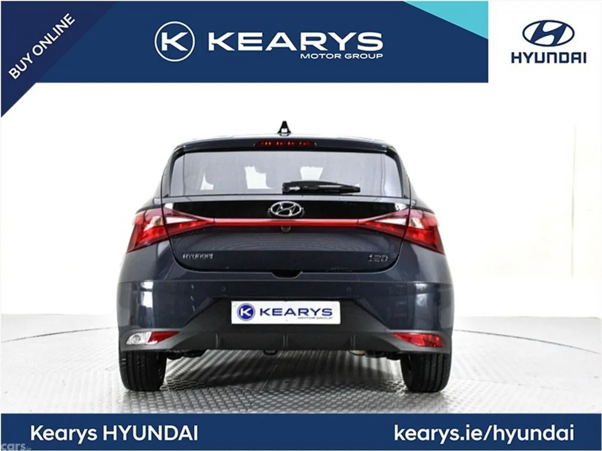 Hyundai i20 Hatchback, Petrol, 2023, Grey