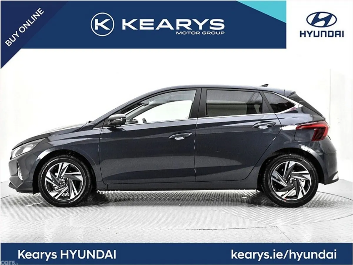 Hyundai i20 Hatchback, Petrol, 2023, Grey