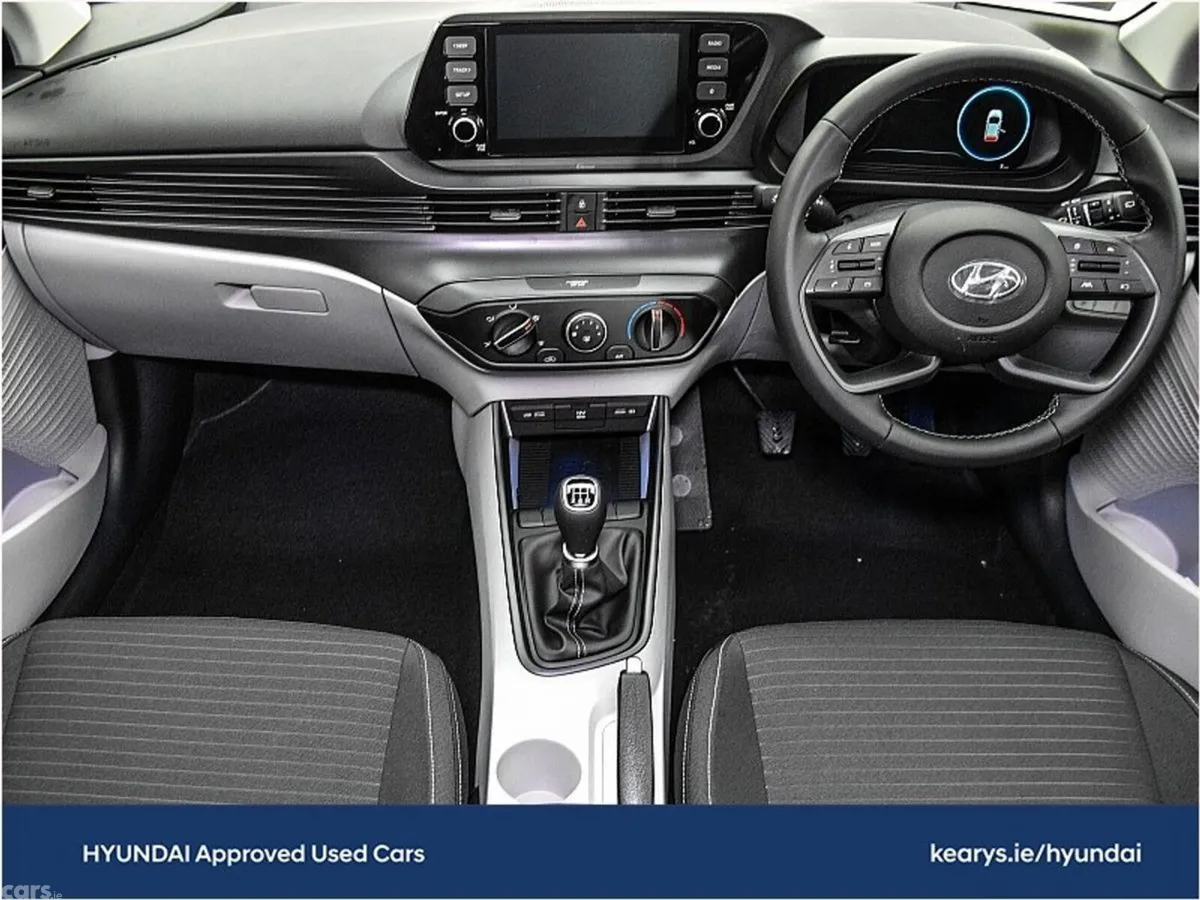 Hyundai i20 Hatchback, Petrol, 2023, Grey