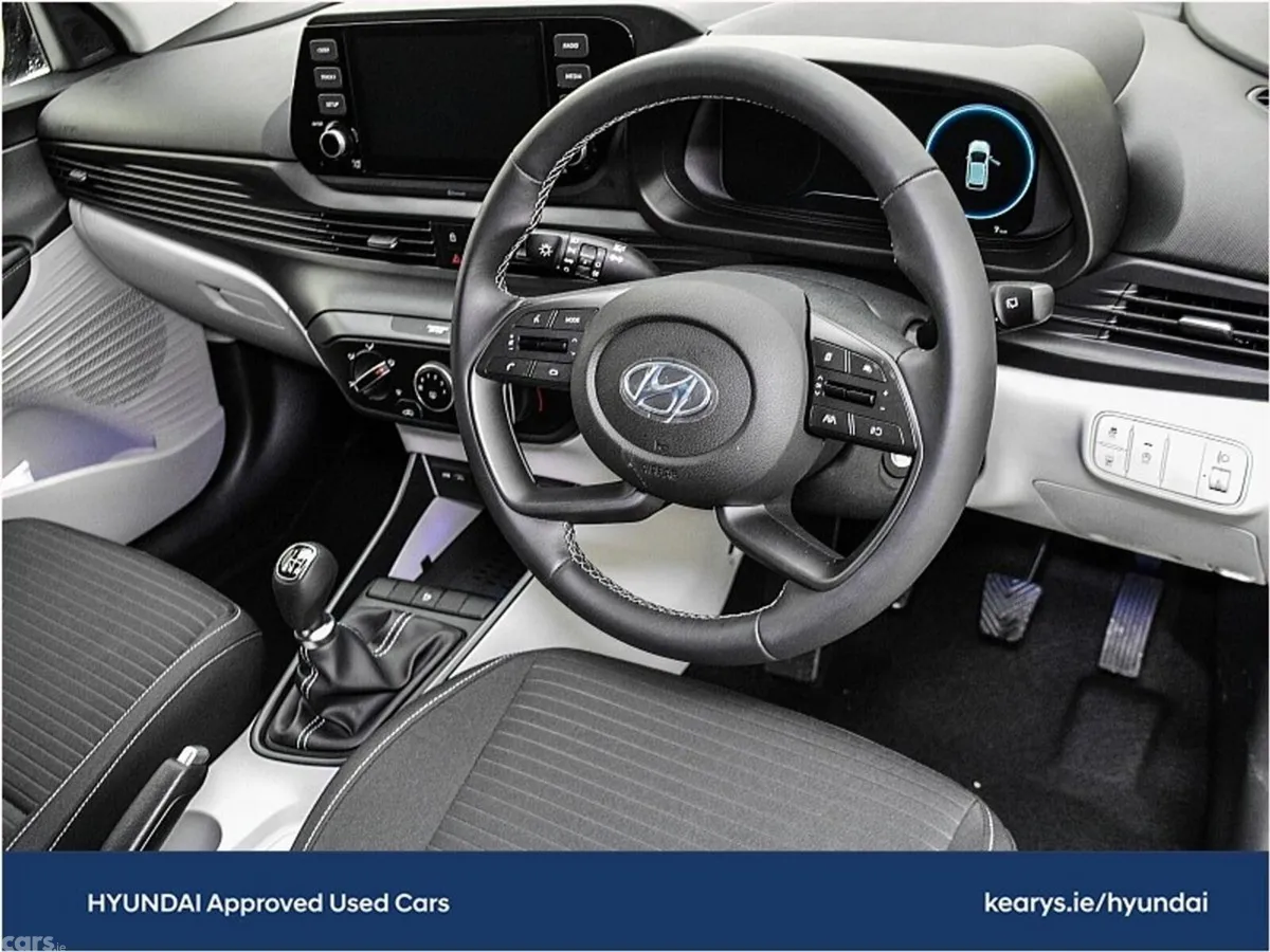 Hyundai i20 Hatchback, Petrol, 2023, Grey