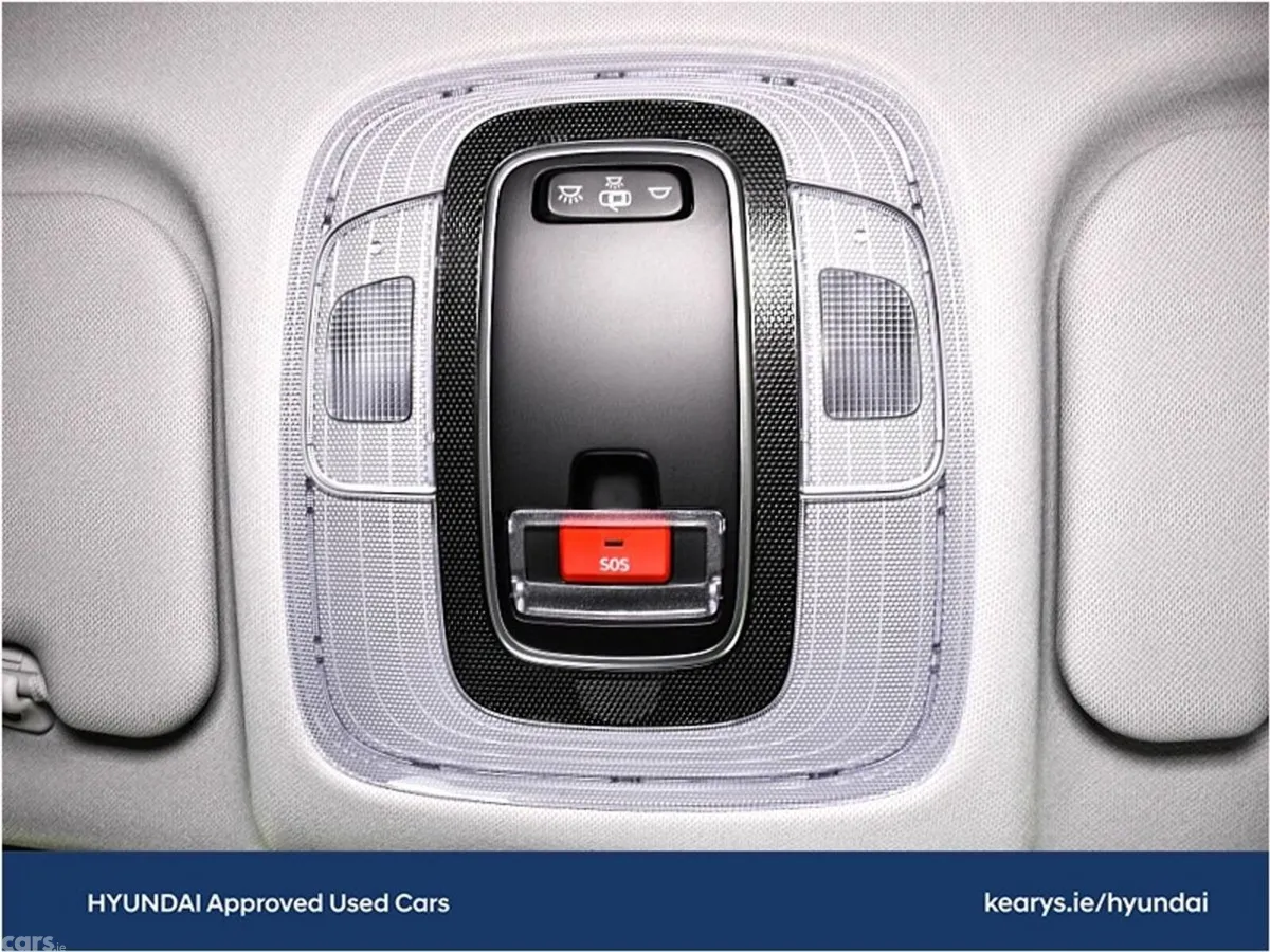 Hyundai i20 Hatchback, Petrol, 2023, Grey
