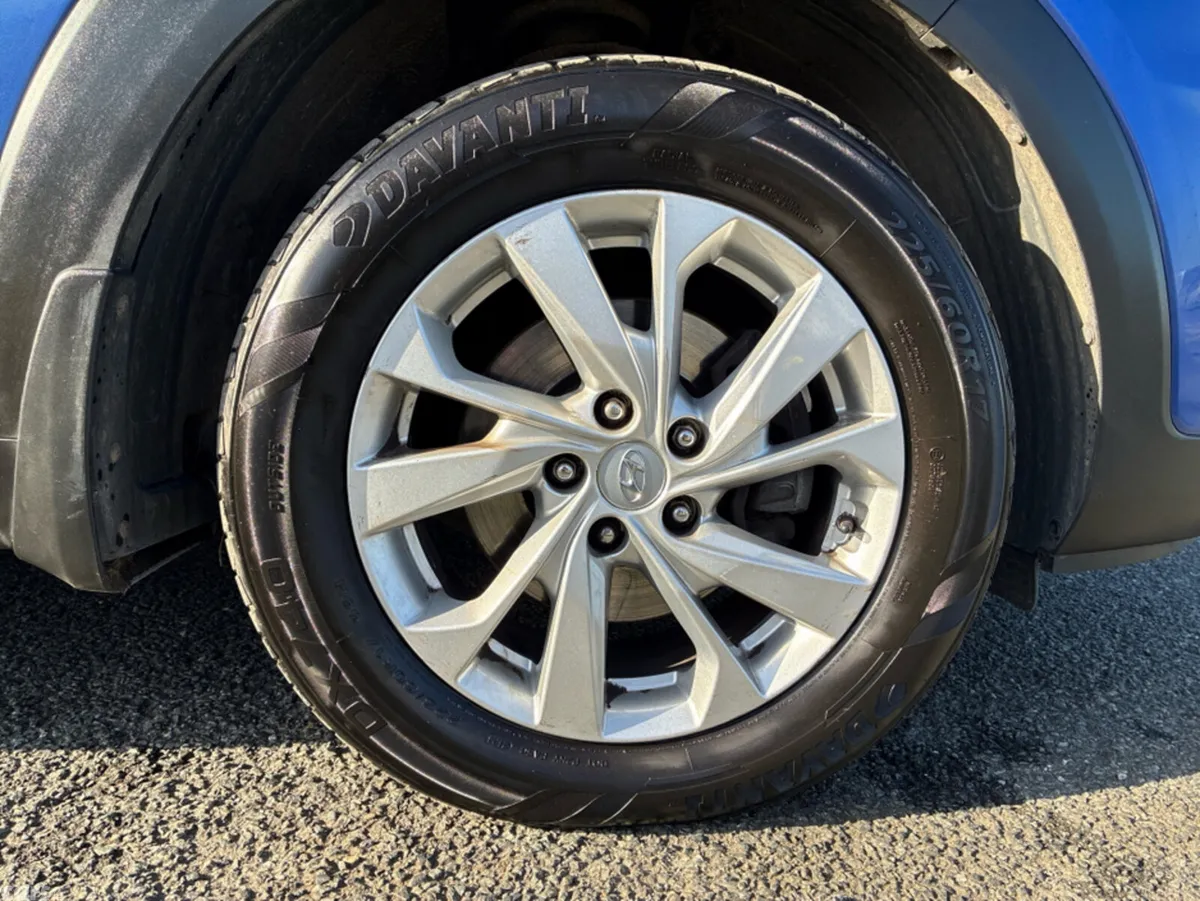 Hyundai Tucson MPV, Diesel, 2019, Blue