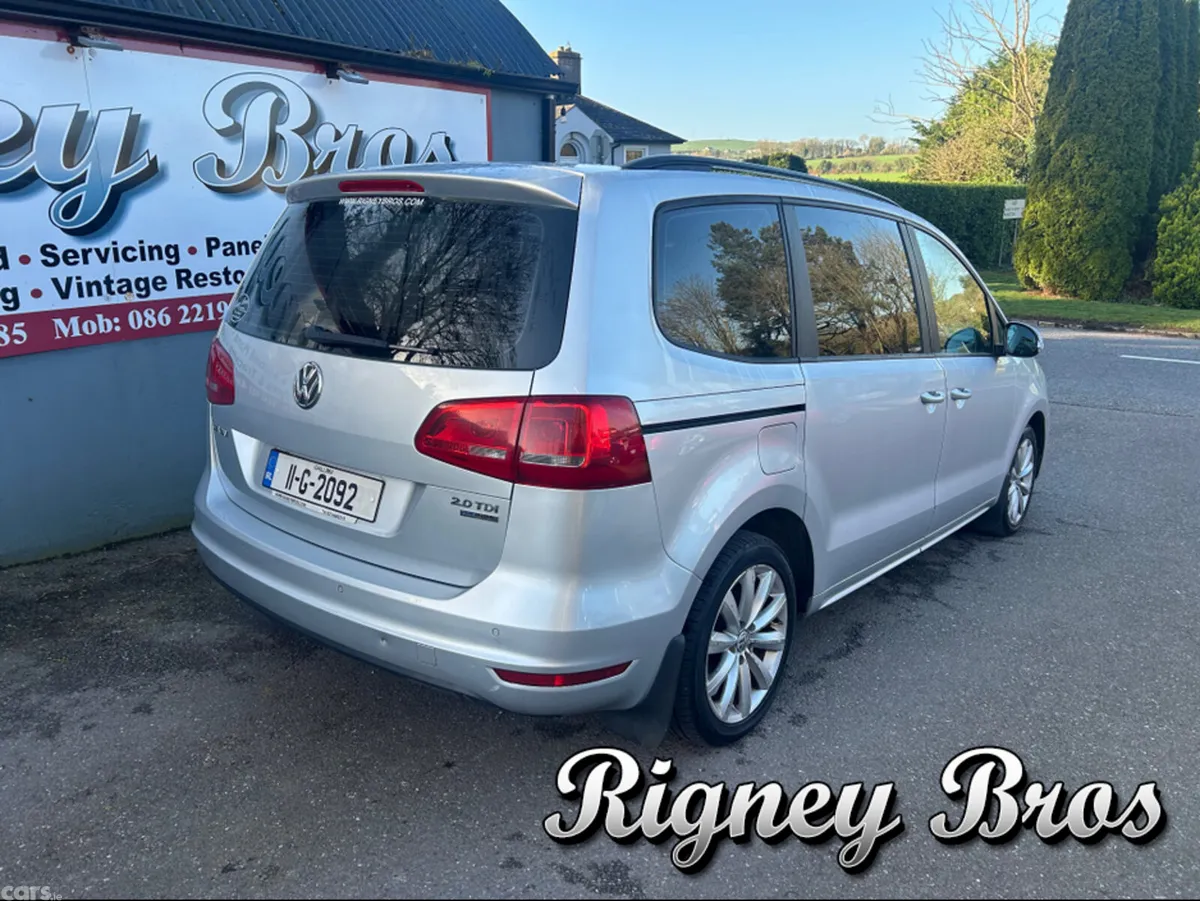 Volkswagen Sharan MPV, Diesel, 2011, Silver