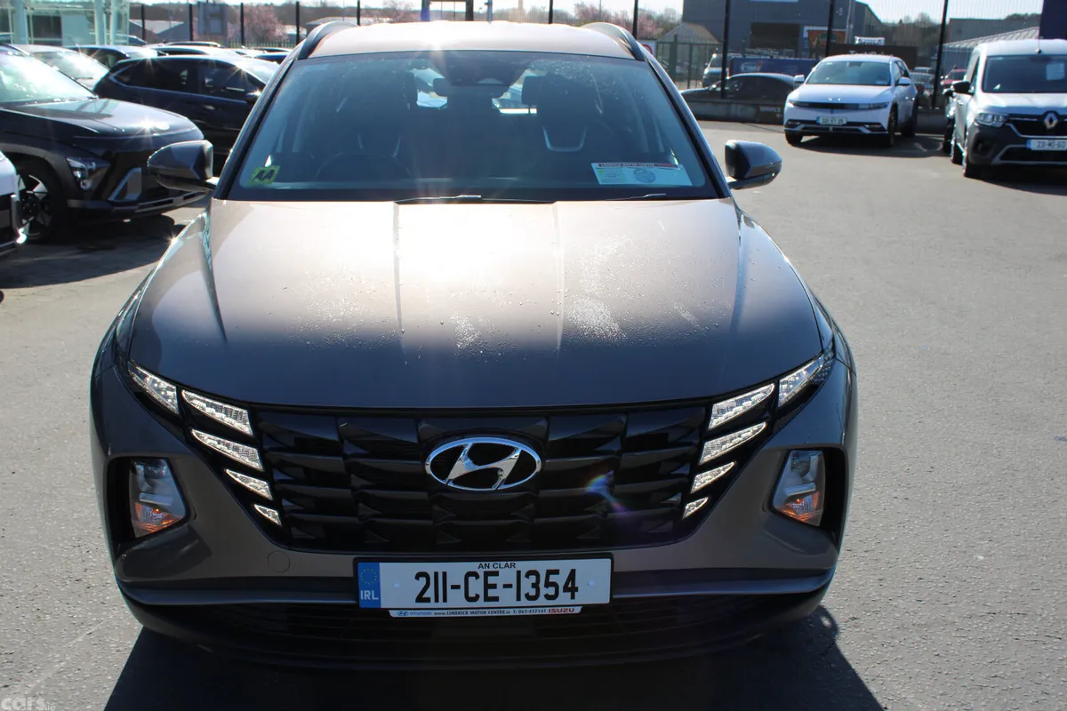 Hyundai Tucson SUV, Petrol Hybrid, 2021, Brown