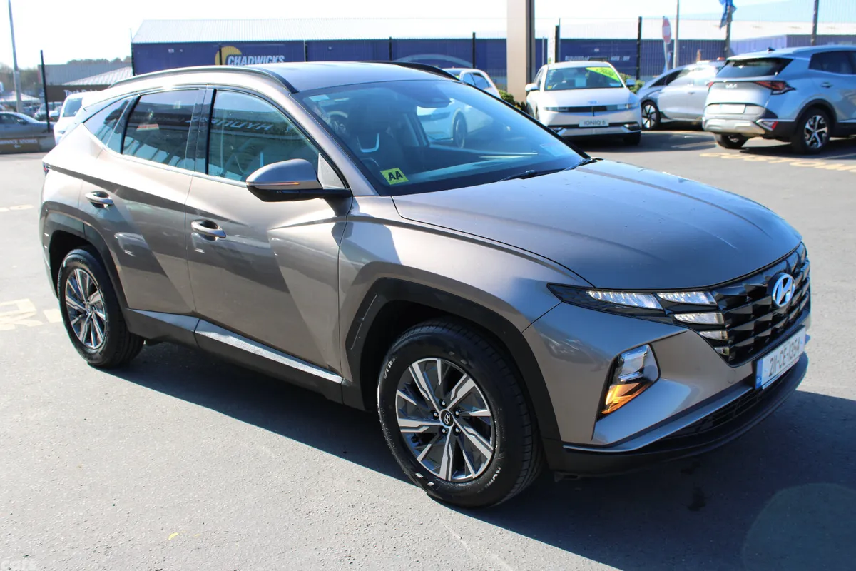 Hyundai Tucson SUV, Petrol Hybrid, 2021, Brown