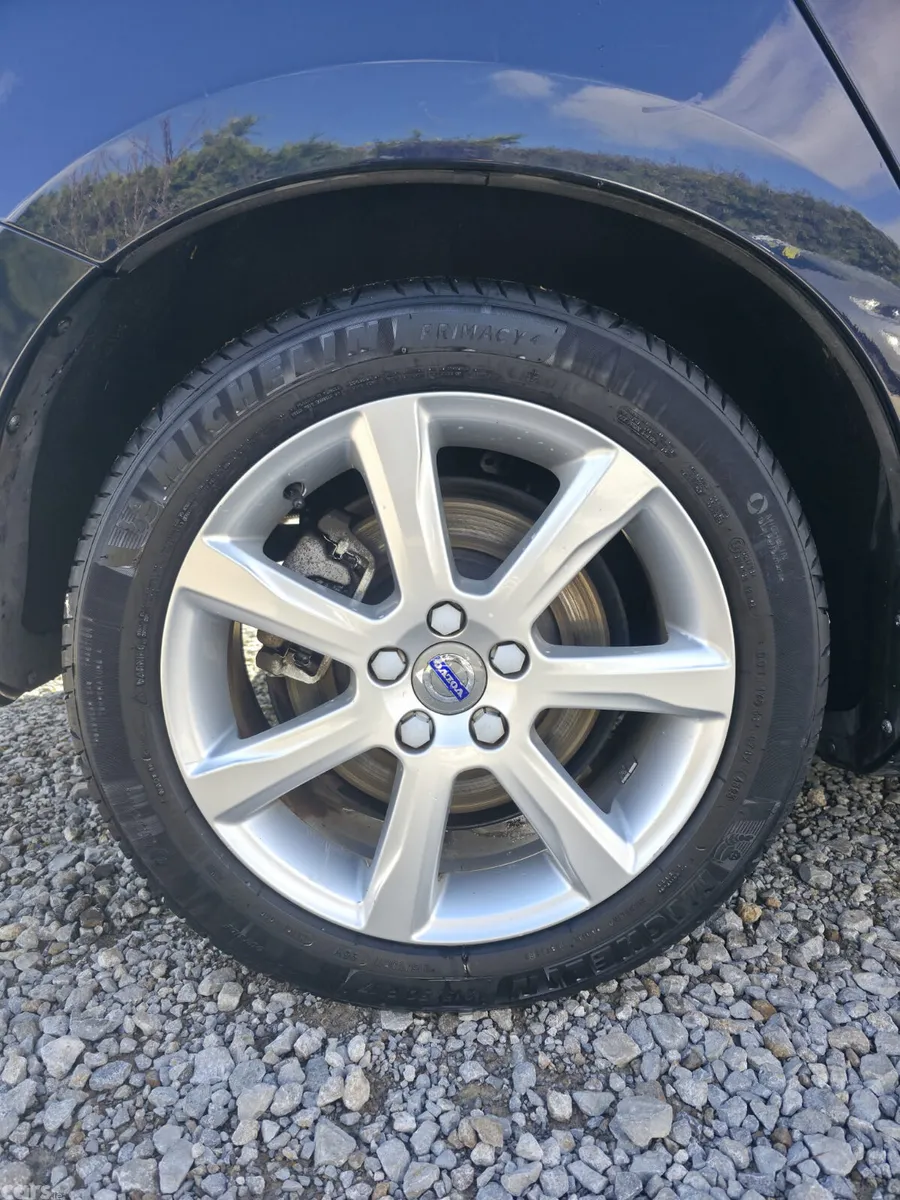 Volvo V60 Estate, Diesel, 2018, Blue