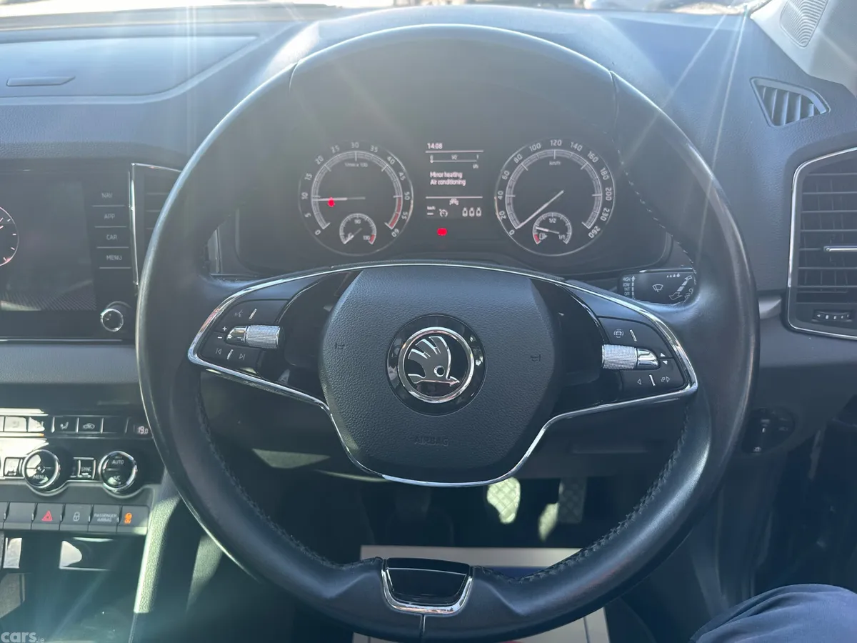 Skoda Karoq SUV, Diesel, 2021, Black