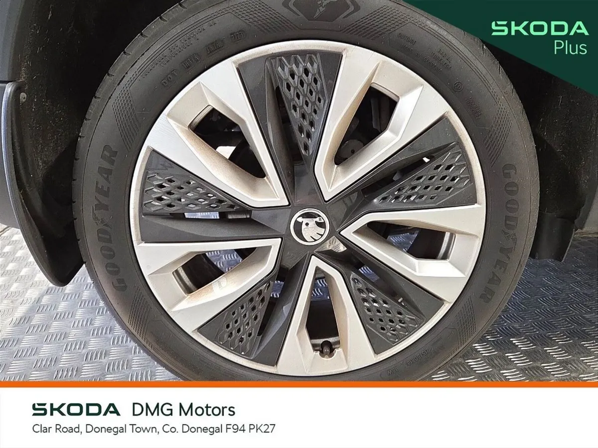 Skoda Karoq Estate, Petrol, 2023, Grey