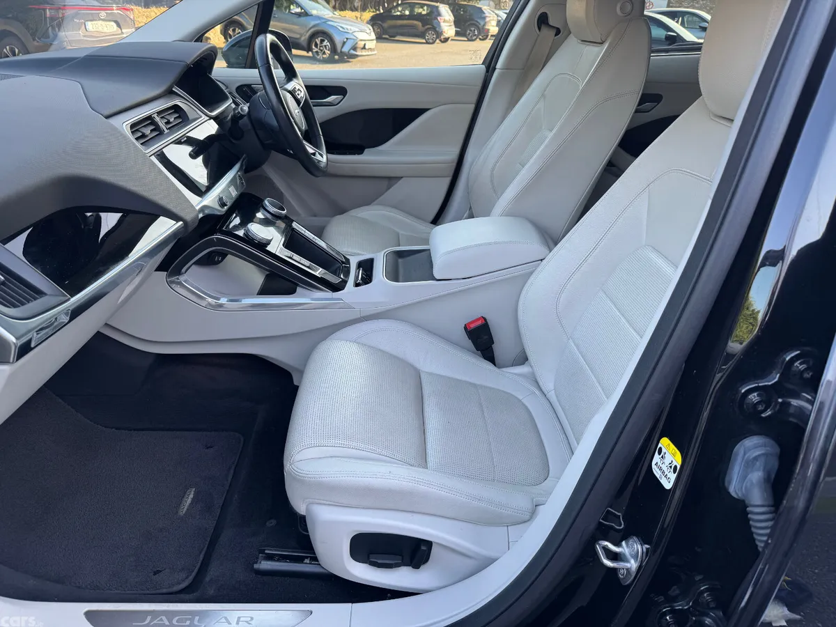 Jaguar I-Pace Hatchback, Electric, 2020, Black