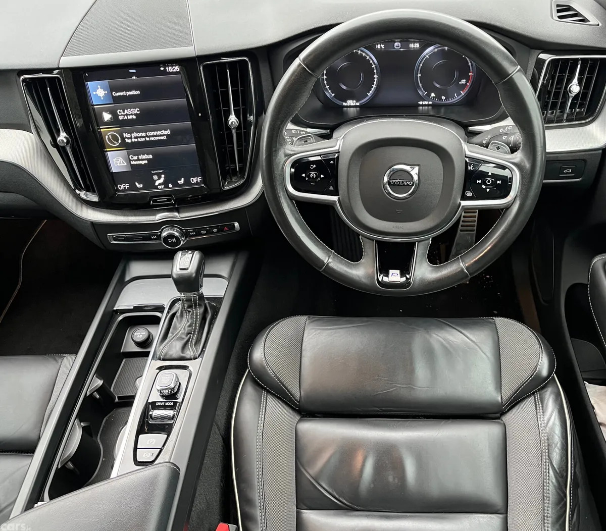 Volvo XC60 SUV, Diesel, 2020, Red