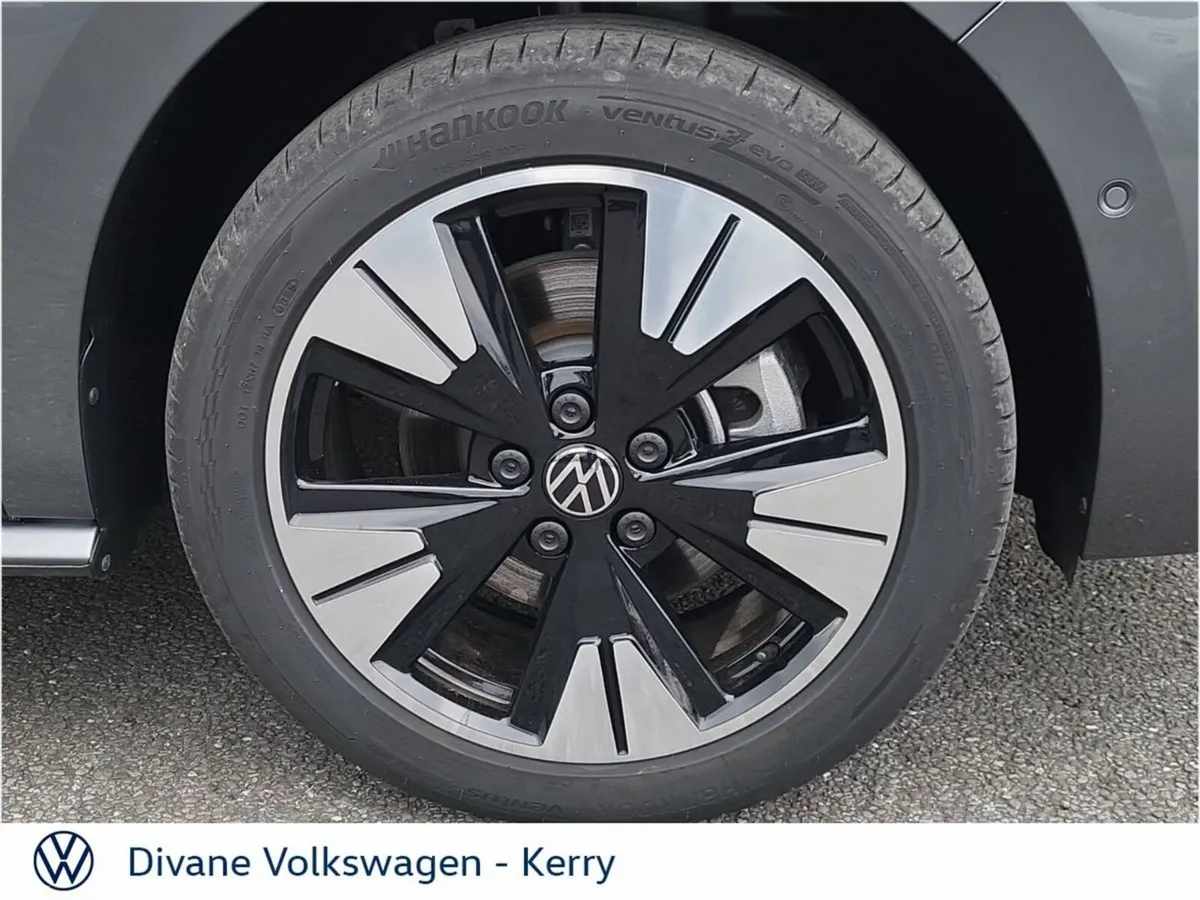 Volkswagen Multivan MPV, Petrol Plug-in Hybrid, 2026, Grey