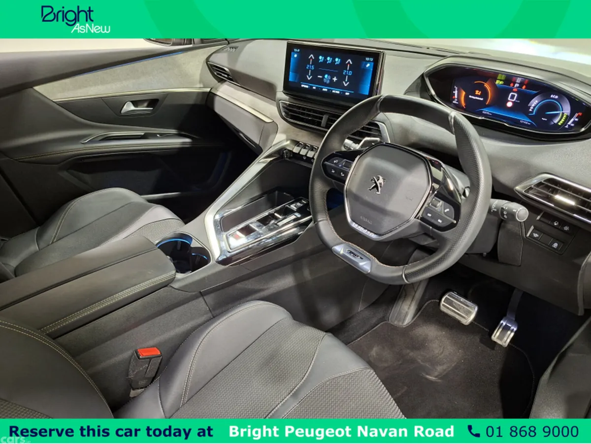 Peugeot 3008 MPV, Petrol Hybrid, 2024, Grey