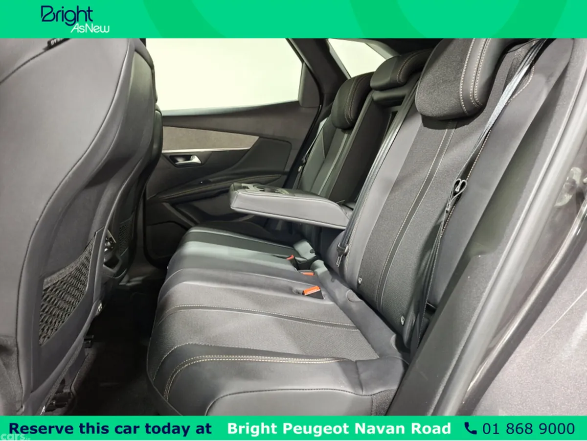 Peugeot 3008 MPV, Petrol Hybrid, 2024, Grey