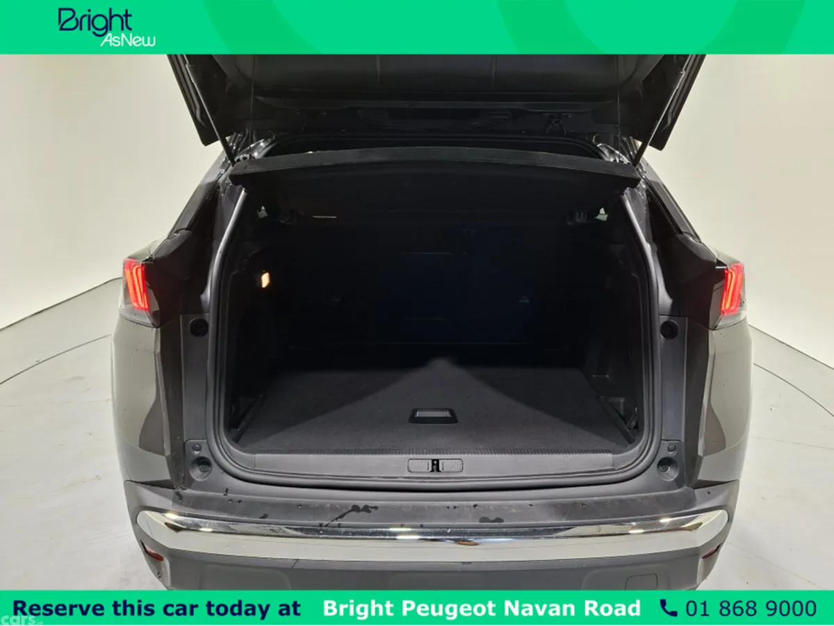 Peugeot 3008 MPV, Petrol Hybrid, 2024, Grey
