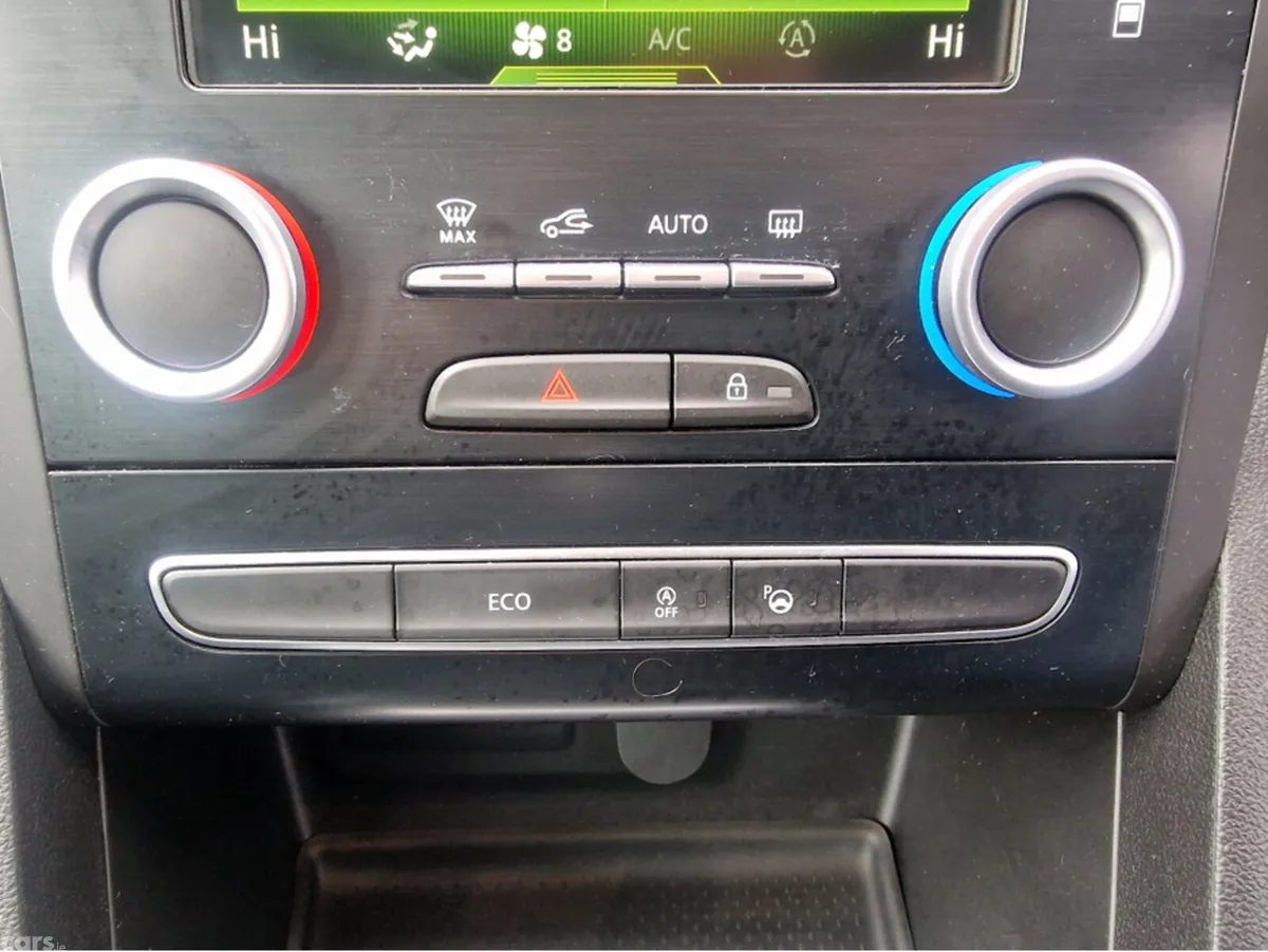 Renault Megane Hatchback, Diesel, 2016, Silver