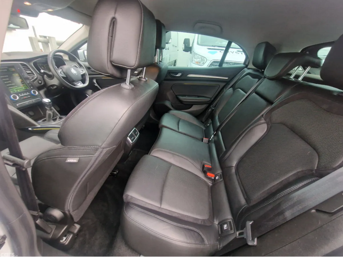 Renault Megane Hatchback, Diesel, 2016, Silver