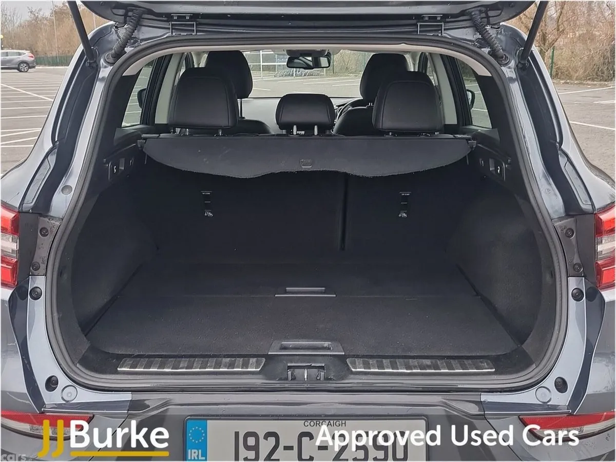 Renault Kadjar SUV, Petrol, 2019, Grey