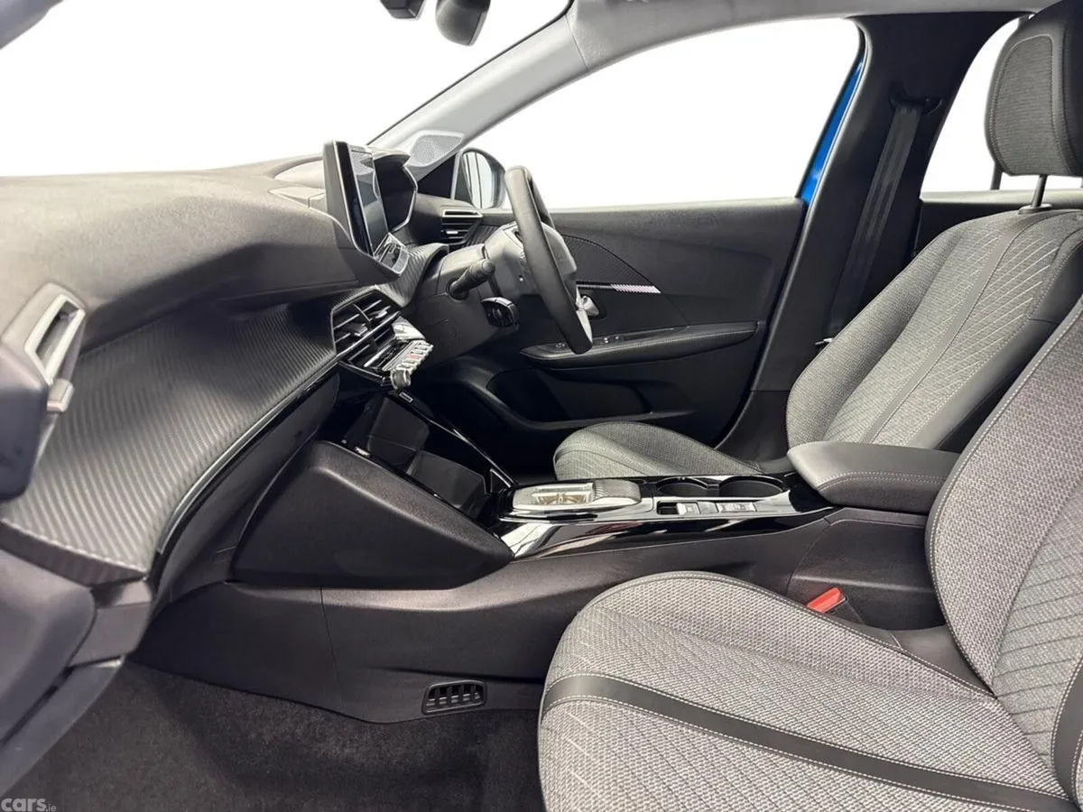 Peugeot 208 Hatchback, Petrol Hybrid, 2026, Blue