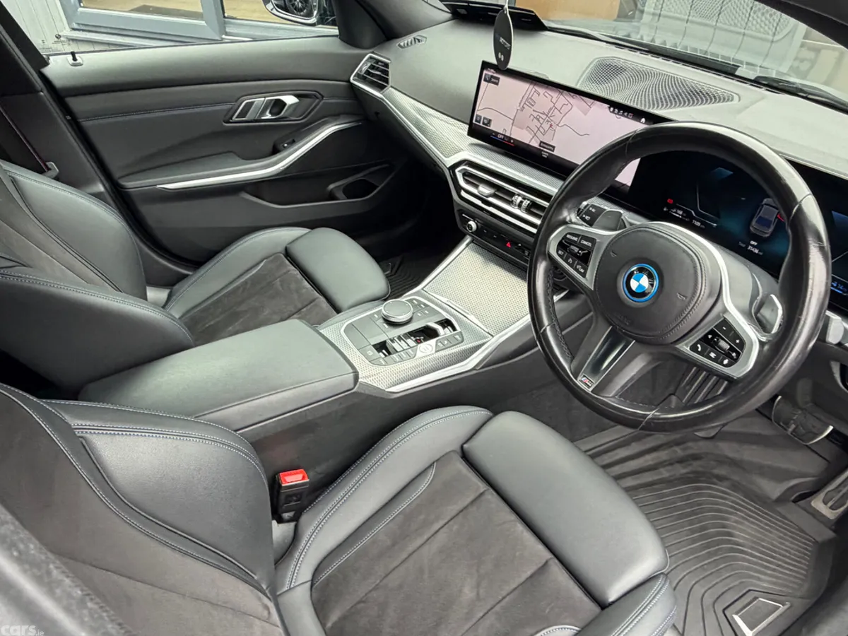 BMW 3-Series Saloon, Petrol Hybrid, 2023, Grey