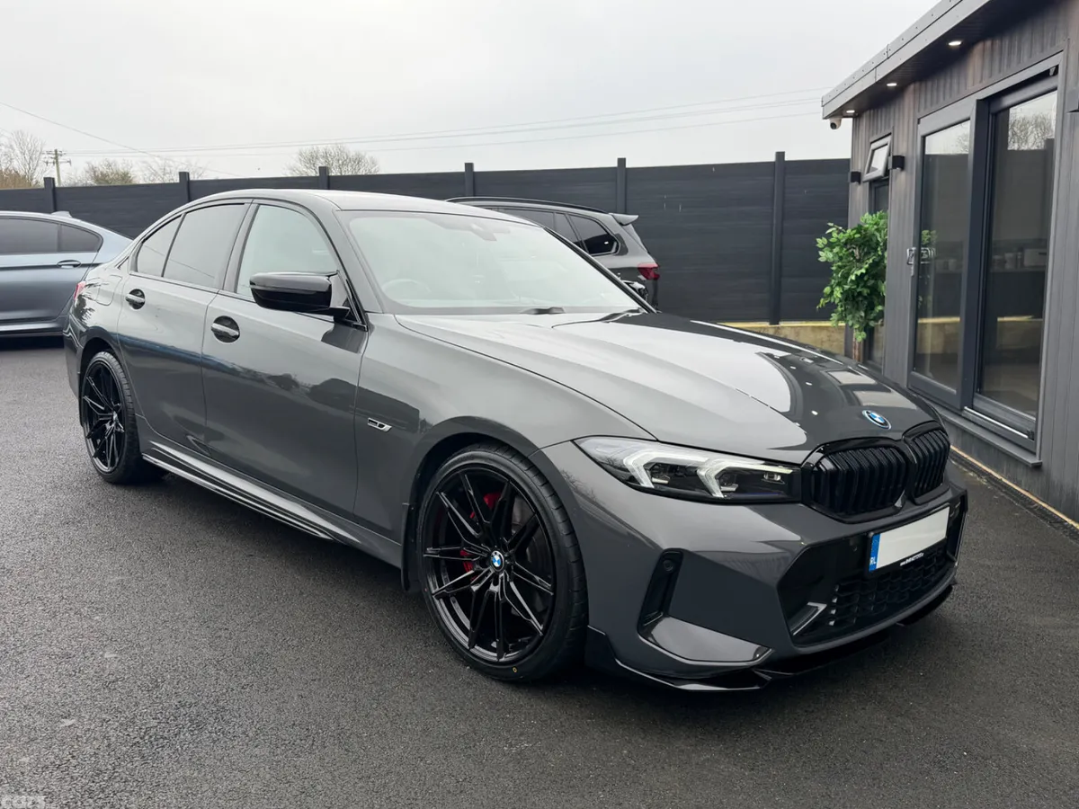 BMW 3-Series Saloon, Petrol Hybrid, 2023, Grey