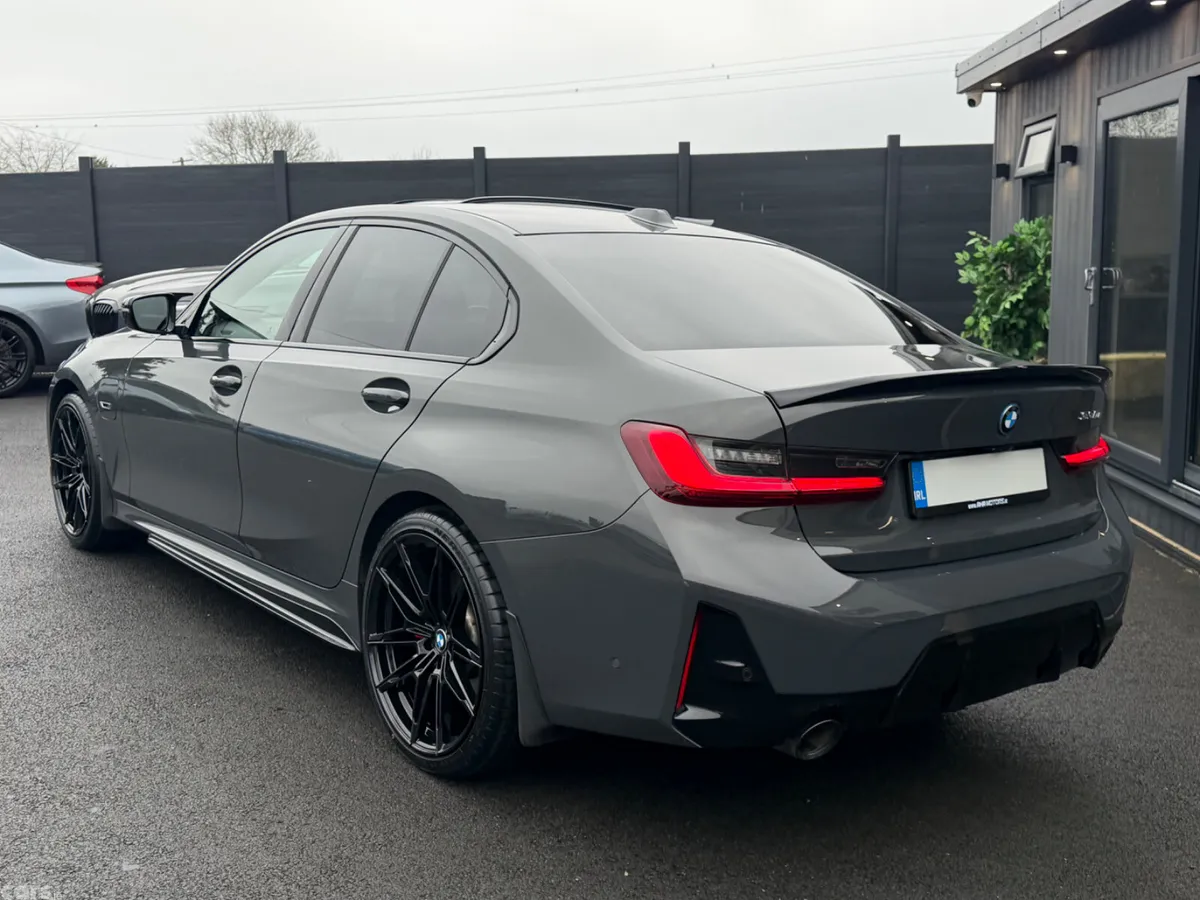 BMW 3-Series Saloon, Petrol Hybrid, 2023, Grey