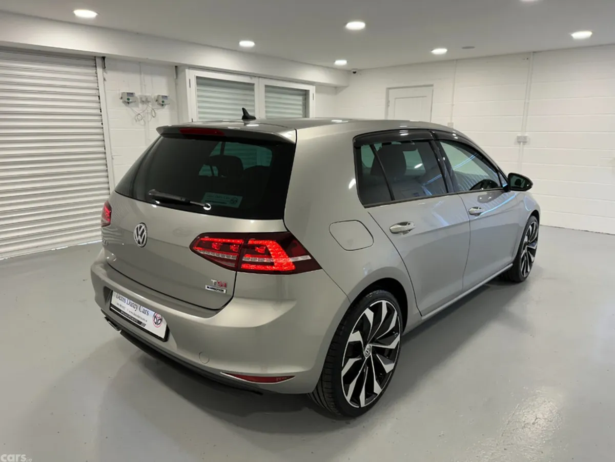 Volkswagen Golf Hatchback, Petrol, 2017, Silver