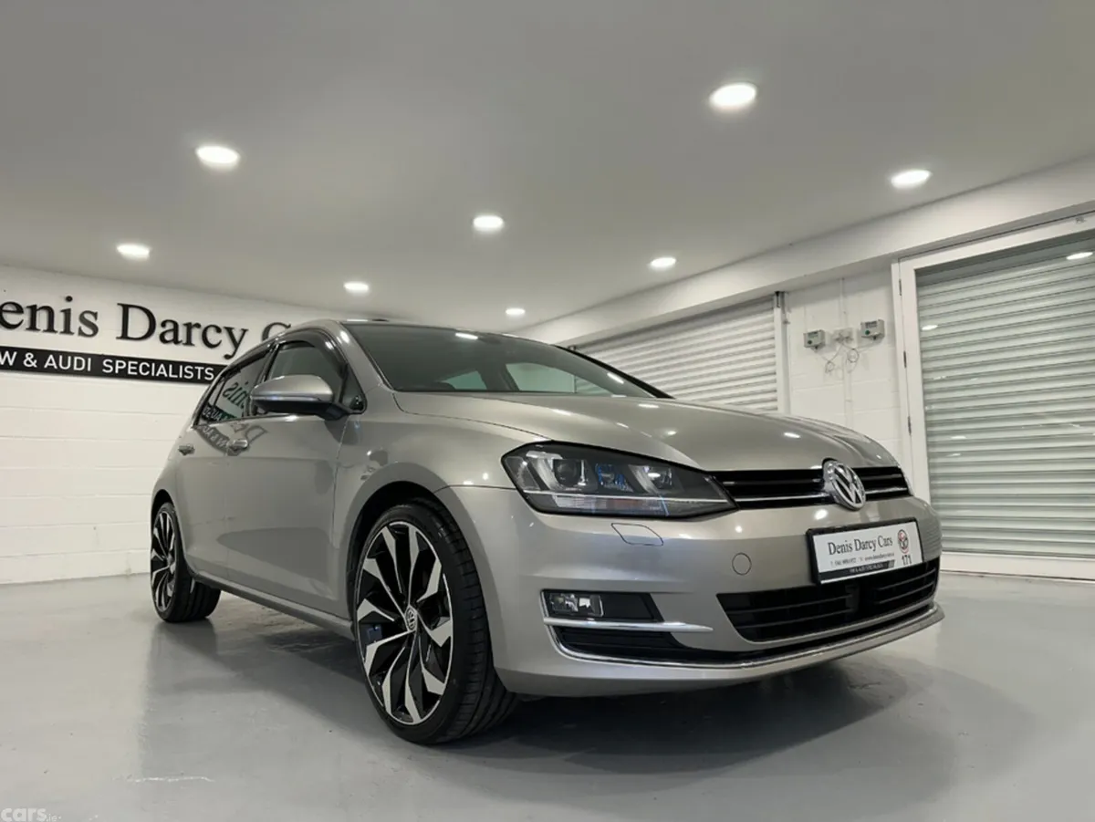 Volkswagen Golf Hatchback, Petrol, 2017, Silver