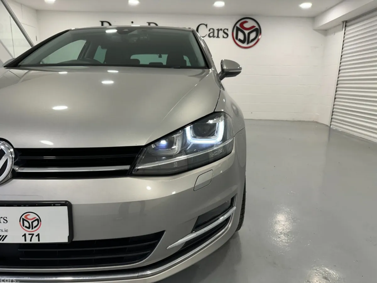 Volkswagen Golf Hatchback, Petrol, 2017, Silver