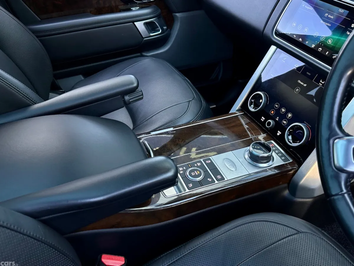 Land Rover Range Rover SUV, Petrol Plug-in Hybrid, 2020, Grey