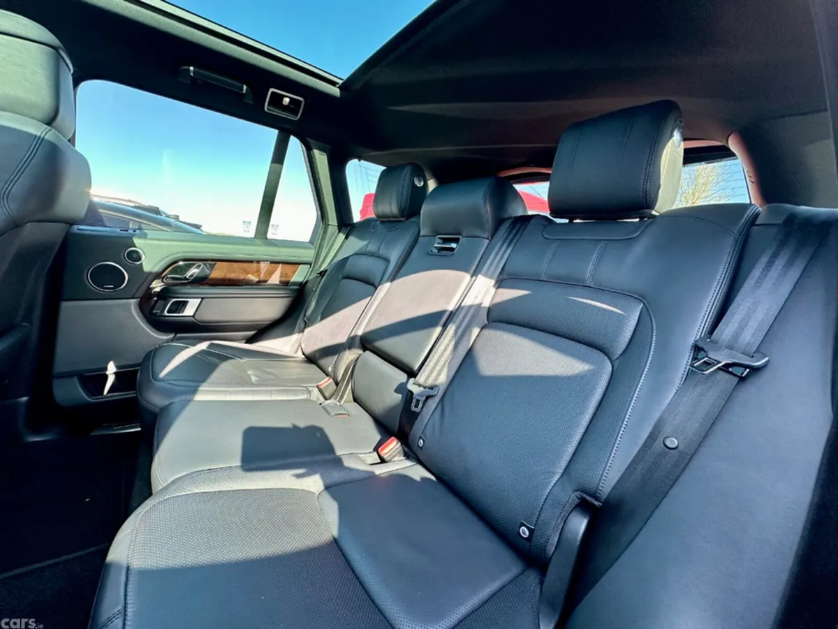 Land Rover Range Rover SUV, Petrol Plug-in Hybrid, 2020, Grey