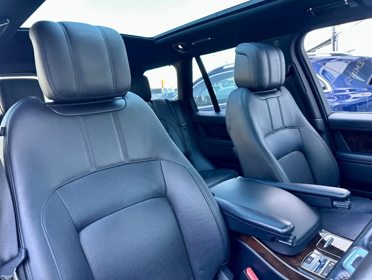 Land Rover Range Rover SUV, Petrol Plug-in Hybrid, 2020, Grey