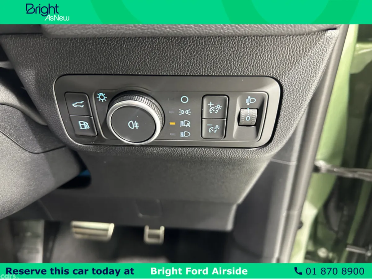 Ford Kuga MPV, Petrol, 2025, Green