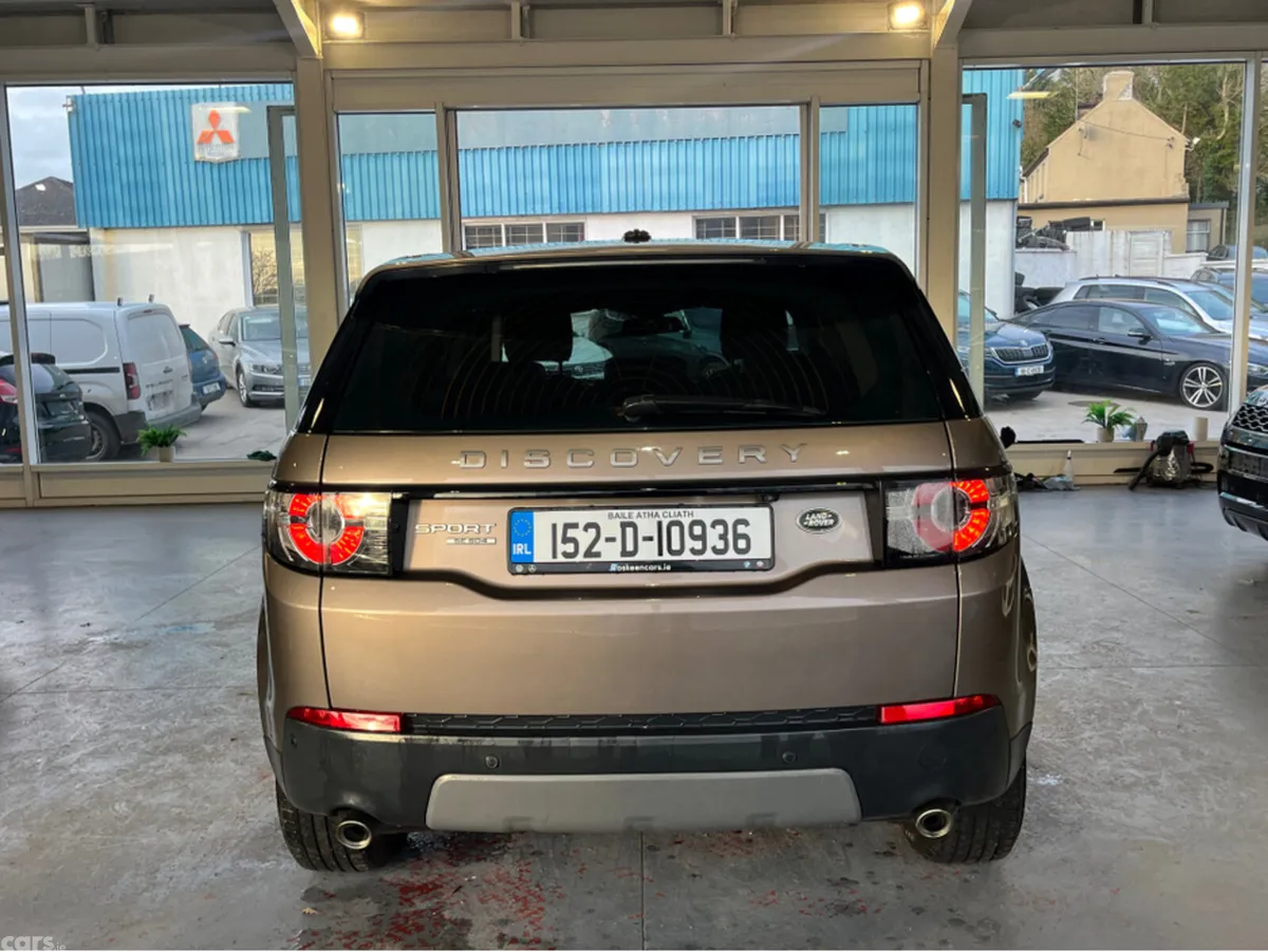 Land Rover Discovery Estate, Diesel, 2015, Gold